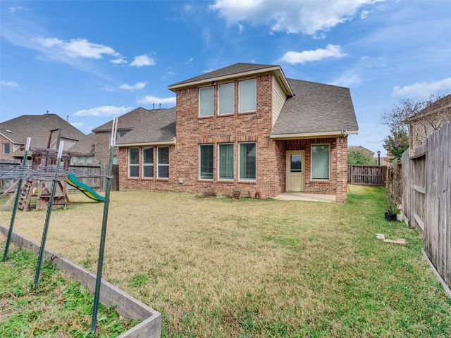 11066 Walts Run Lane, Cypress, TX 77433