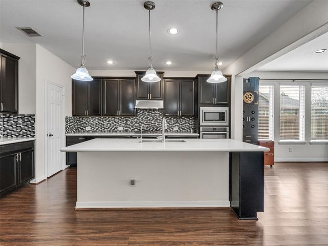 11066 Walts Run Lane, Cypress, TX 77433