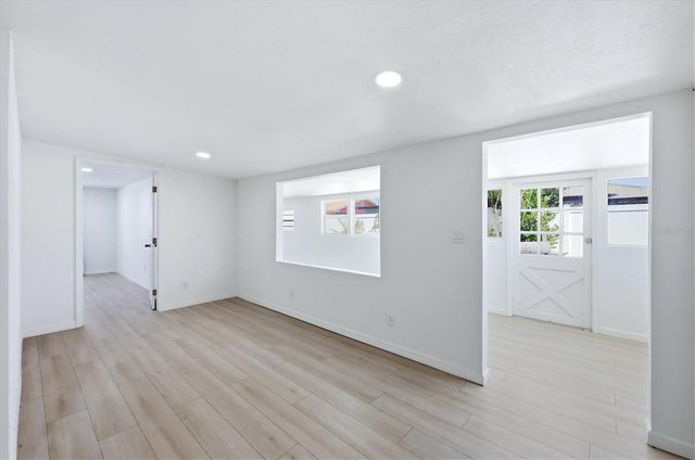 2901 POPLAR STREET, Sarasota, FL 34237