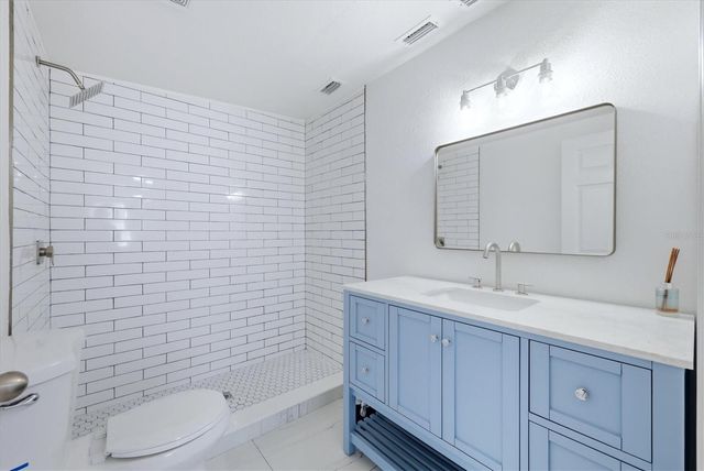 2901 POPLAR STREET, Sarasota, FL 34237