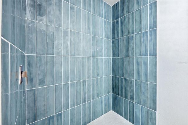 2901 POPLAR STREET, Sarasota, FL 34237