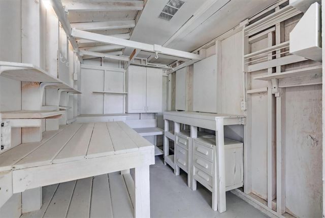 2901 POPLAR STREET, Sarasota, FL 34237