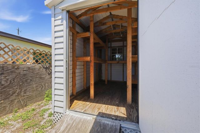 2901 POPLAR STREET, Sarasota, FL 34237