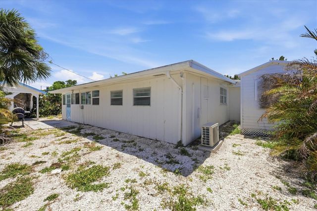 2901 POPLAR STREET, Sarasota, FL 34237