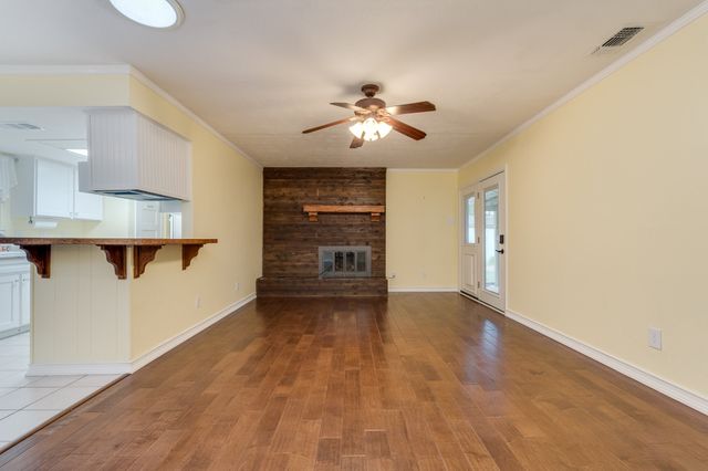 4105 Astoria Street, Irving, TX 75062
