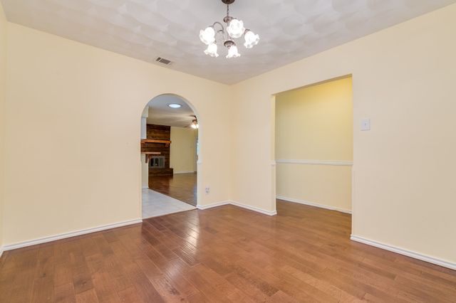4105 Astoria Street, Irving, TX 75062