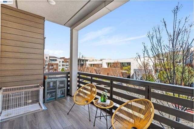 45128 Warm Springs Blvd 327, Fremont, CA 94539