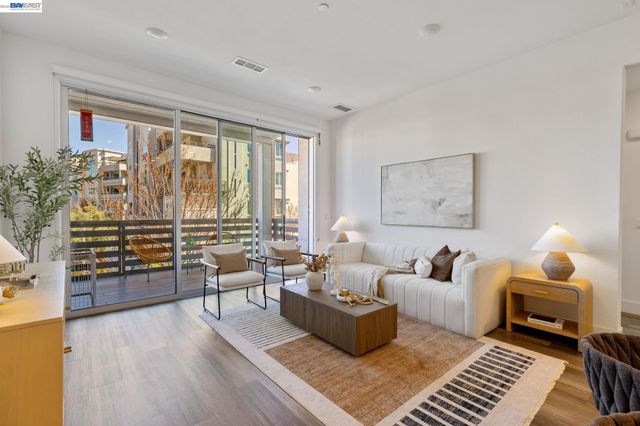 45128 Warm Springs Blvd 327, Fremont, CA 94539