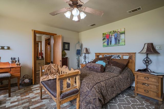 3401 E Regis Street, Lubbock, TX 79403