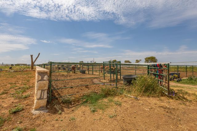 3401 E Regis Street, Lubbock, TX 79403