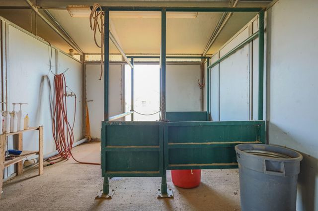 3401 E Regis Street, Lubbock, TX 79403