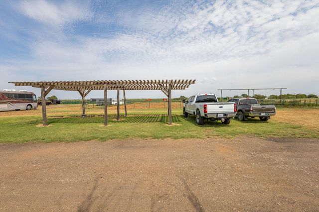 3401 E Regis Street, Lubbock, TX 79403