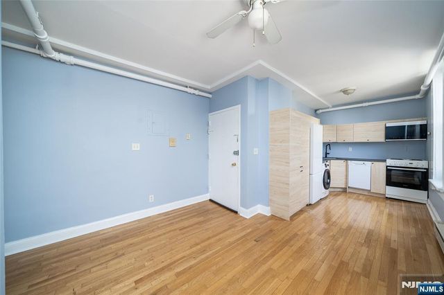 235 Monroe Street 14, Hoboken, NJ 07030