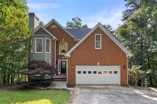 184 Corner Oak Court, Waleska, GA 30183