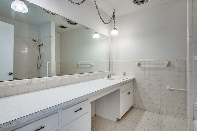 504 Austin Drive, Mineral Wells, TX 76067