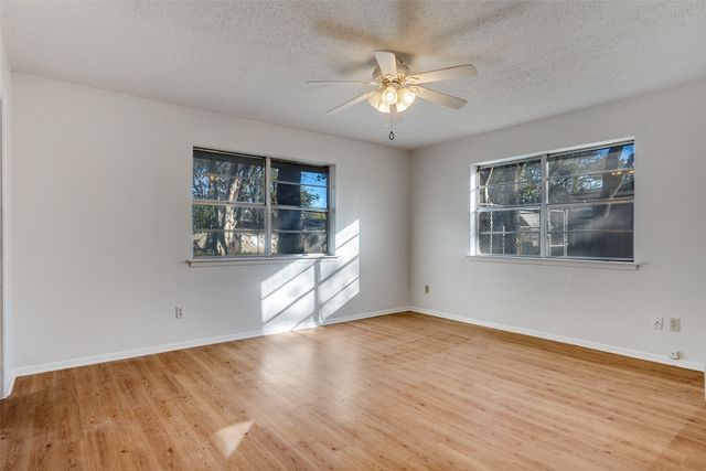 504 Austin Drive, Mineral Wells, TX 76067