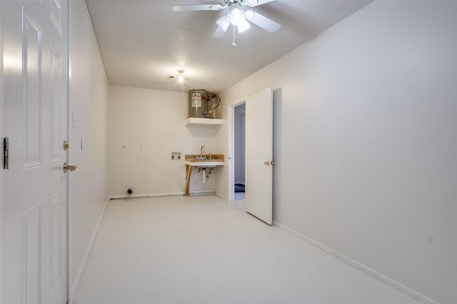 504 Austin Drive, Mineral Wells, TX 76067