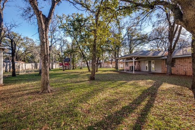 504 Austin Drive, Mineral Wells, TX 76067