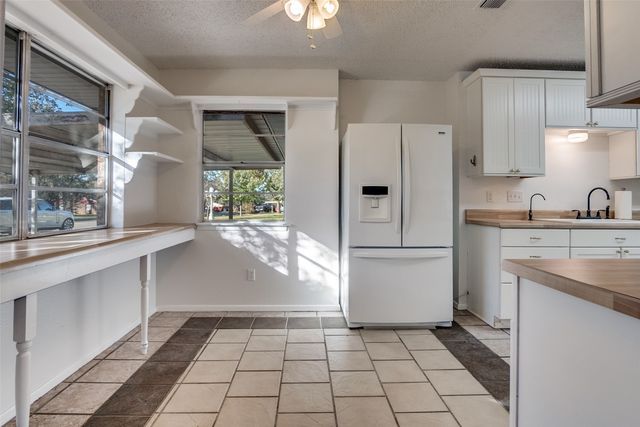 504 Austin Drive, Mineral Wells, TX 76067