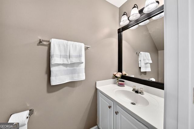 3327 Lathenview Court, Alpharetta, GA 30004