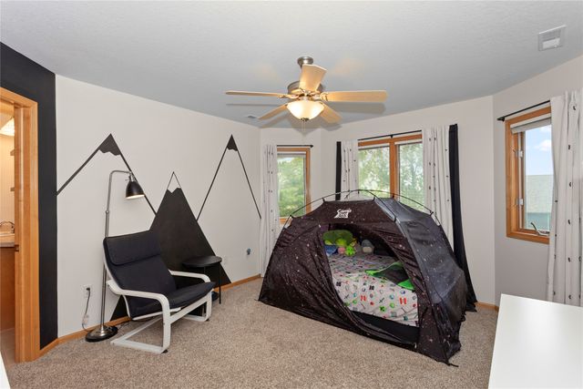 4221 159th Street, Urbandale, IA 50323