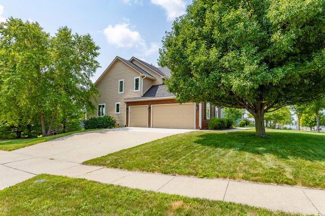 4221 159th Street, Urbandale, IA 50323
