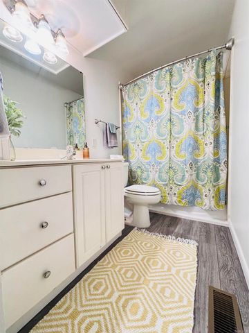 821 Tulane Street, Benton, AR 72015