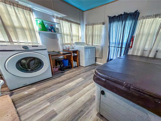 37331 HAMMOND DRIVE, Zephyrhills, FL 33541