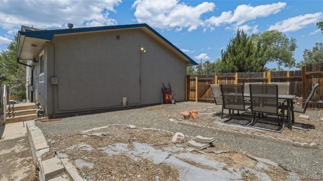 905 E Costilla Street, Colorado Springs, CO 80903