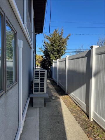 15 Belmont Blvd Boulevard, Elmont, NY 11003