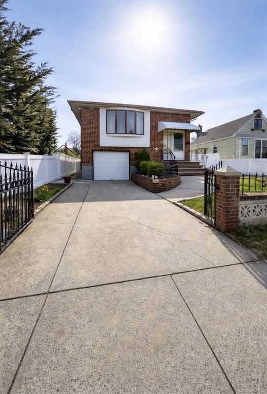 15 Belmont Blvd Boulevard, Elmont, NY 11003