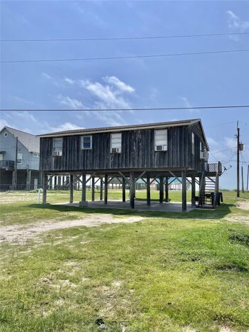 1111 Surf Drive, Surfside Beach, TX 77541