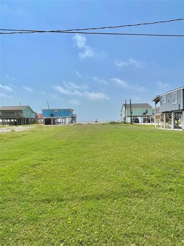 1111 Surf Drive, Surfside Beach, TX 77541