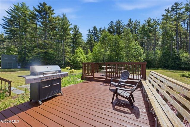 7 May Road, Chester, NY 12817