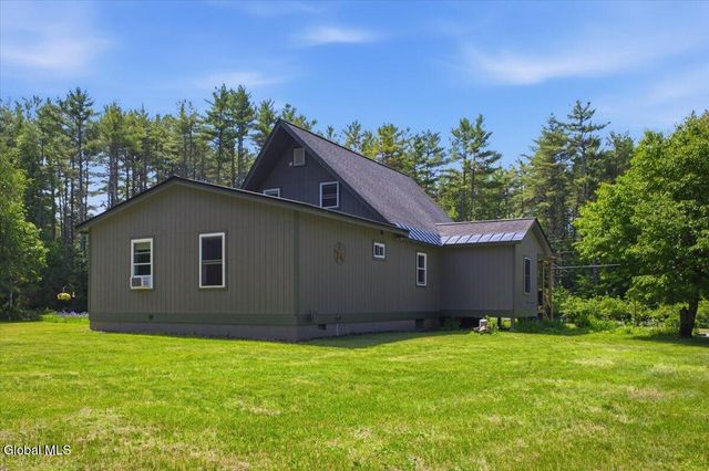 7 May Road, Chester, NY 12817