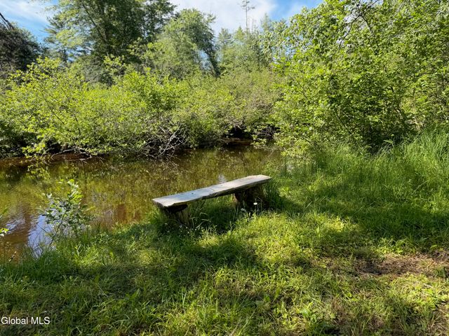 7 May Road, Chester, NY 12817