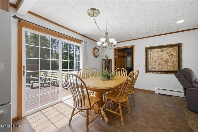 7 May Road, Chester, NY 12817