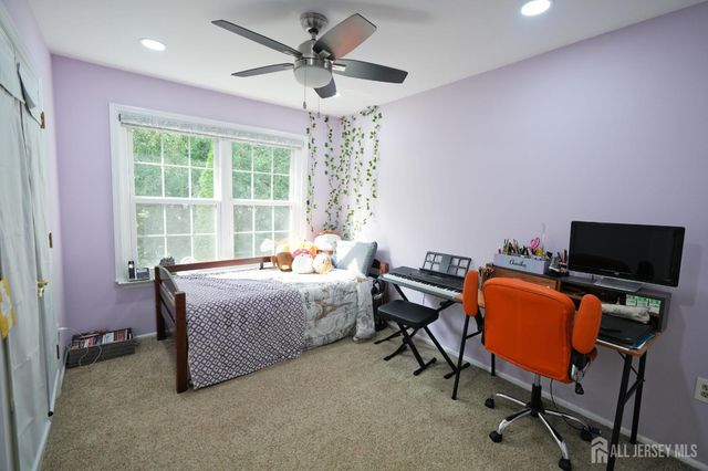 1702 OAK Court, South Brunswick, NJ 08852