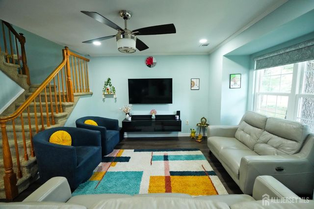1702 OAK Court, South Brunswick, NJ 08852
