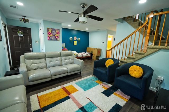 1702 OAK Court, South Brunswick, NJ 08852