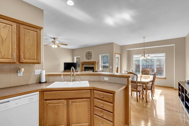 110 N Castle Rock St, Wichita, KS 67230