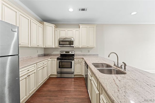 460 Wesley Place, Tuscaloosa, AL 35401