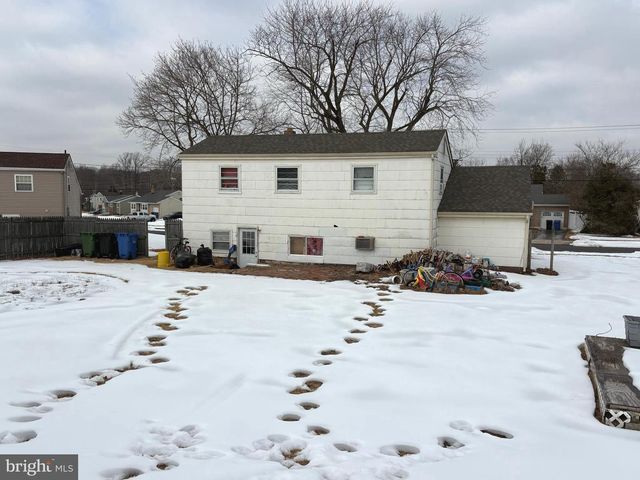 411 GREENVIEW, Blackwood, NJ 08012