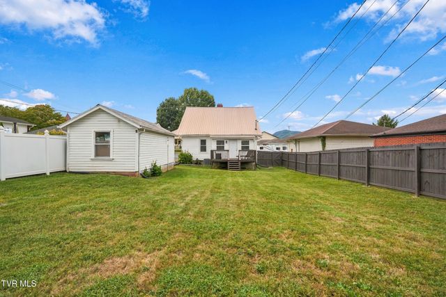 209 1st Street, Erwin, TN 37650