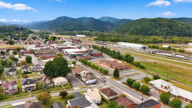 209 1st Street, Erwin, TN 37650