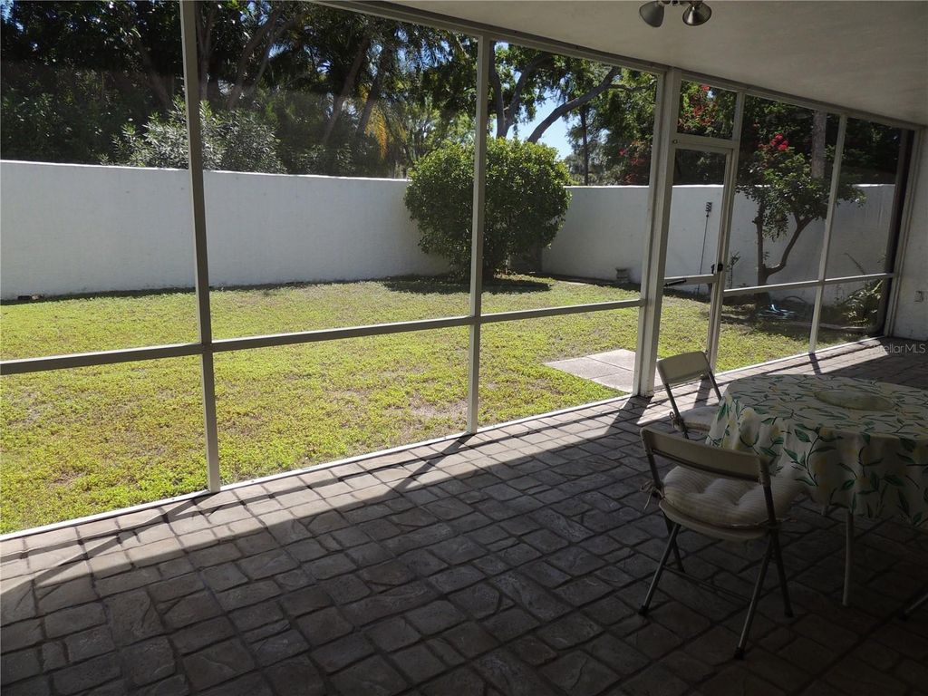Image 23 of property listing at 324 TIMBERLAKE DRIVE 324, Bradenton, FL 34210