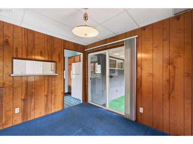 2 PACIFIC Pl, Longview, WA 98632