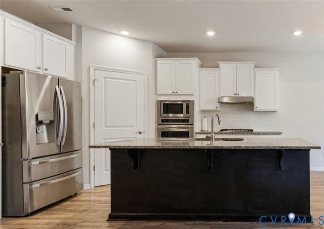 9801 Cravensford Loop, Midlothian, VA 23112
