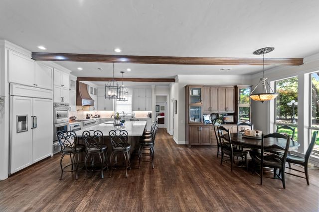2020 Crown Knoll Lane, Plano, TX 75093