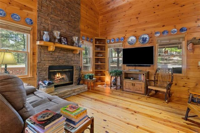 80 Stegall Mill Ridge, Ellijay, GA 30536